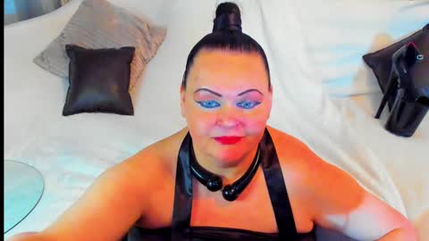 Lana online show from 12.18.24