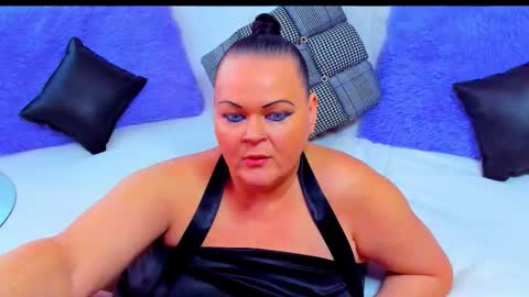 Lana online show from 11.25.25