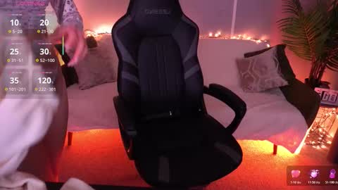 Snapshot of milanamusee chatting on 03.17.26 Milana online show from 03.17.26