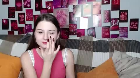 milanaroz online show from 02.02.25