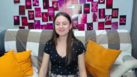 milanaroz online show from 02.23.25