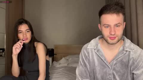 Snapshot of milanasugar chatting on 11.22.25 milanasugar online show from 11.22.25