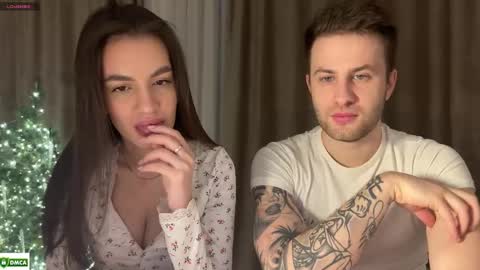 Snapshot of milanasugar chatting on 12.17.25 milanasugar online show from 12.17.25