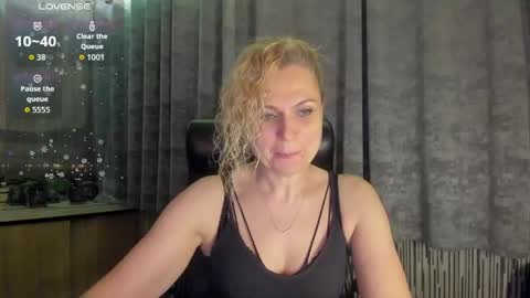 milanna_x online show from 04.30.26