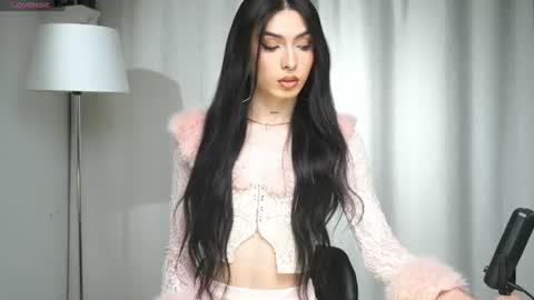 MILAN SANTANA online show from 06.12.26