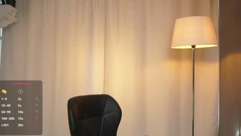 Snapshot of milansantana24 chatting on 06.21.26 MILAN SANTANA online show from 06.21.26