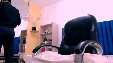 milanzaire online show from 01.18.26