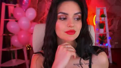 Snapshot of milashalovely chatting on 02.14.26 Milasha online show from 02.14.26