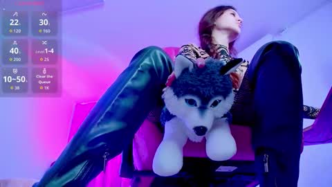 milastoyne online show from 10.16.25