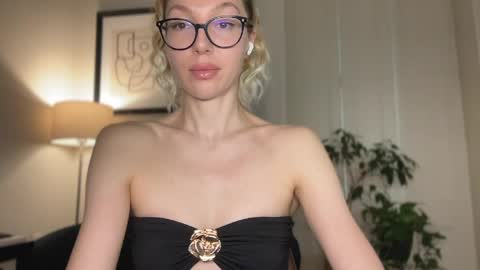 Mila online show from 05.13.26