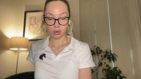 Mila online show from 05.14.26