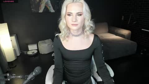 Milena online show from 05.04.26