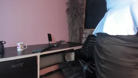 Snapshot of milenahot__69 chatting on 06.17.26 Milena online show from 06.17.26