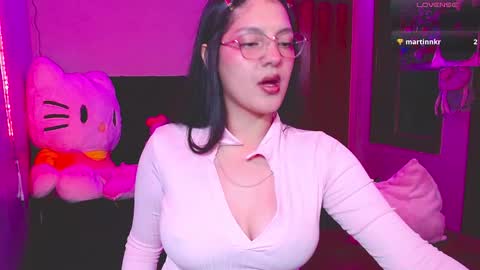 Snapshot of mileyberry_ chatting on 12.20.25 Miley Berry online show from 12.20.25