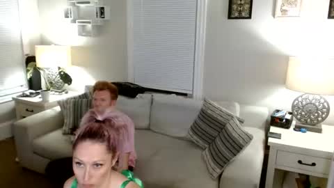 Snapshot of mileyosirisx chatting on 04.20.26 Austin and Miley online show from 04.20.26