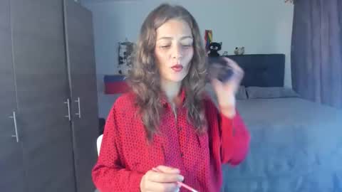 Victoria  online show from 03.13.26