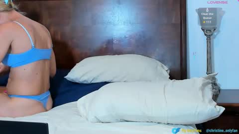 Snapshot of milf_hairy chatting on 01.23.25 Christine online show from 01.23.25