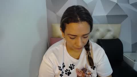 Snapshot of milf_hugeboobs chatting on 11.29.25 milf_hugeboobs online show from 11.29.25