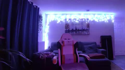 Snapshot of milf_tara36 chatting on 03.01.25 Milf Tara36 online show from 03.01.25