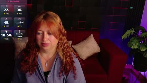 Snapshot of milfarlet chatting on 06.09.26 Arlet online show from 06.09.26