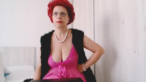 Milfsupreme online show from 09.16.25