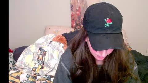 Snapshot of milfmonee chatting on 01.31.25 MILF Monee online show from 01.31.25