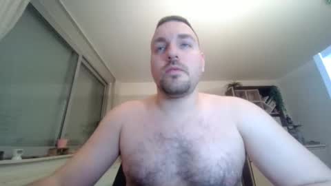 Snapshot of militairedom chatting on 02.10.26 militairedom online show from 02.10.26