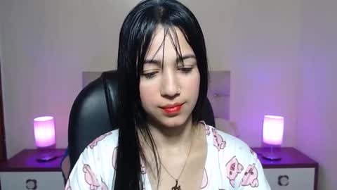 Snapshot of milk_little4u chatting on 10.28.25 luci online show from 10.28.25