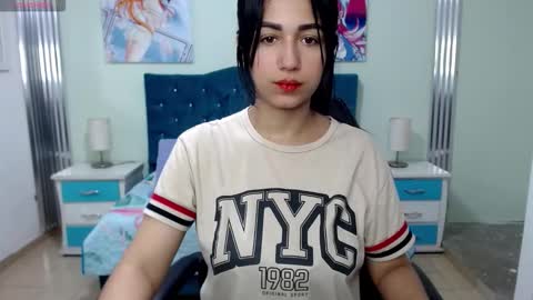 Snapshot of milk_little4u chatting on 03.18.26 luci online show from 03.18.26