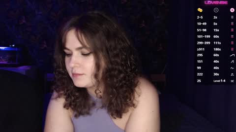 Snapshot of milk_slice chatting on 12.10.24 Stella and Neo online show from 12.10.24