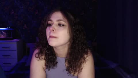 Snapshot of milk_slice chatting on 01.29.25 Stella and Neo online show from 01.29.25