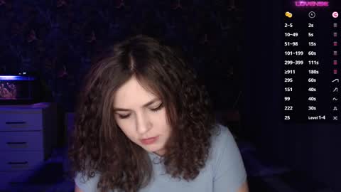 Snapshot of milk_slice chatting on 02.10.25 Stella and Neo online show from 02.10.25