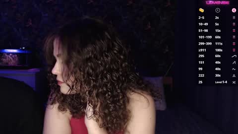 Snapshot of milk_slice chatting on 02.15.25 Stella and Neo online show from 02.15.25