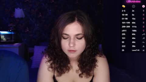 Snapshot of milk_slice chatting on 09.22.25 Stella and Neo online show from 09.22.25