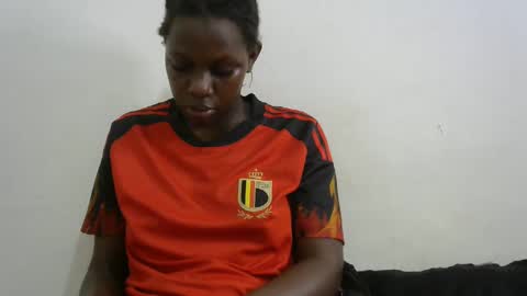 kinwity online show from 02.17.25