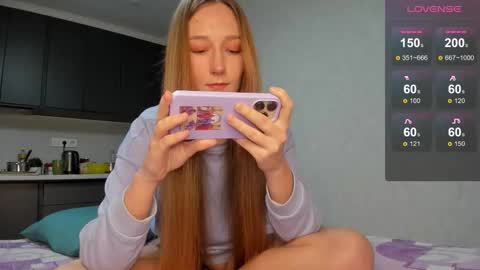 Snapshot of milkaeliza1 chatting on 02.14.26 MilkaLiza online show from 02.14.26