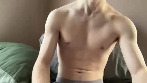 Snapshot of milkedboy964 chatting on 05.10.26 milkedboy964 online show from 05.10.26