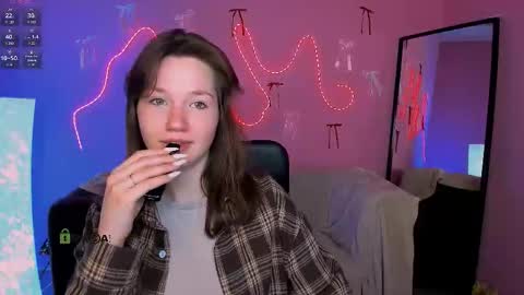 Mila online show from 03.13.26