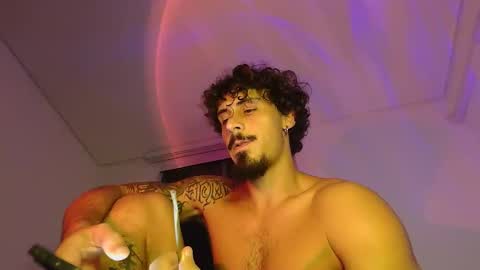 milkoffee online show from 05.02.26