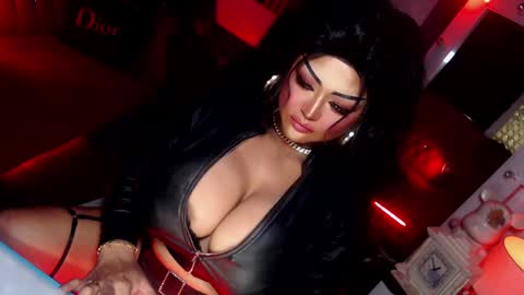 milkshakelavinia online show from 02.19.25