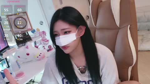 Snapshot of milksola chatting on 05.02.26 milksola online show from 05.02.26
