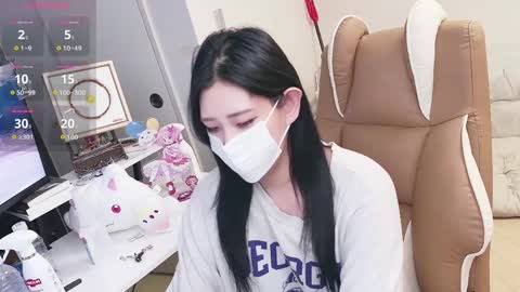 Snapshot of milksola chatting on 05.09.26 milksola online show from 05.09.26