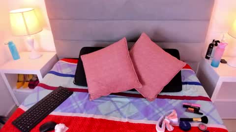 milky__boobs699 online show from 04.16.26