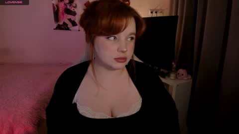 Snapshot of milky_wayx chatting on 02.01.25 Lisa online show from 02.01.25