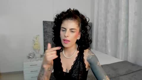 Milagros online show from 02.21.25