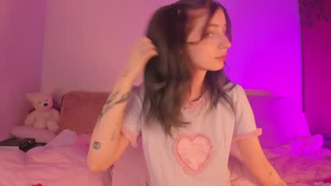 Snapshot of milla_remmy chatting on 05.08.26 Milla online show from 05.08.26