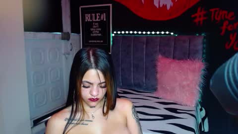 Violeta online show from 12.13.24