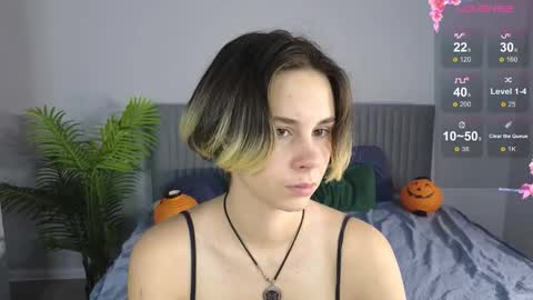 Hello  Im Mila online show from 11.04.25