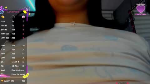 Snapshot of millandiux chatting on 01.09.26 millandiux online show from 01.09.26