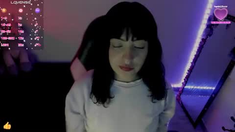 Snapshot of millandiux chatting on 06.13.26 millandiux online show from 06.13.26